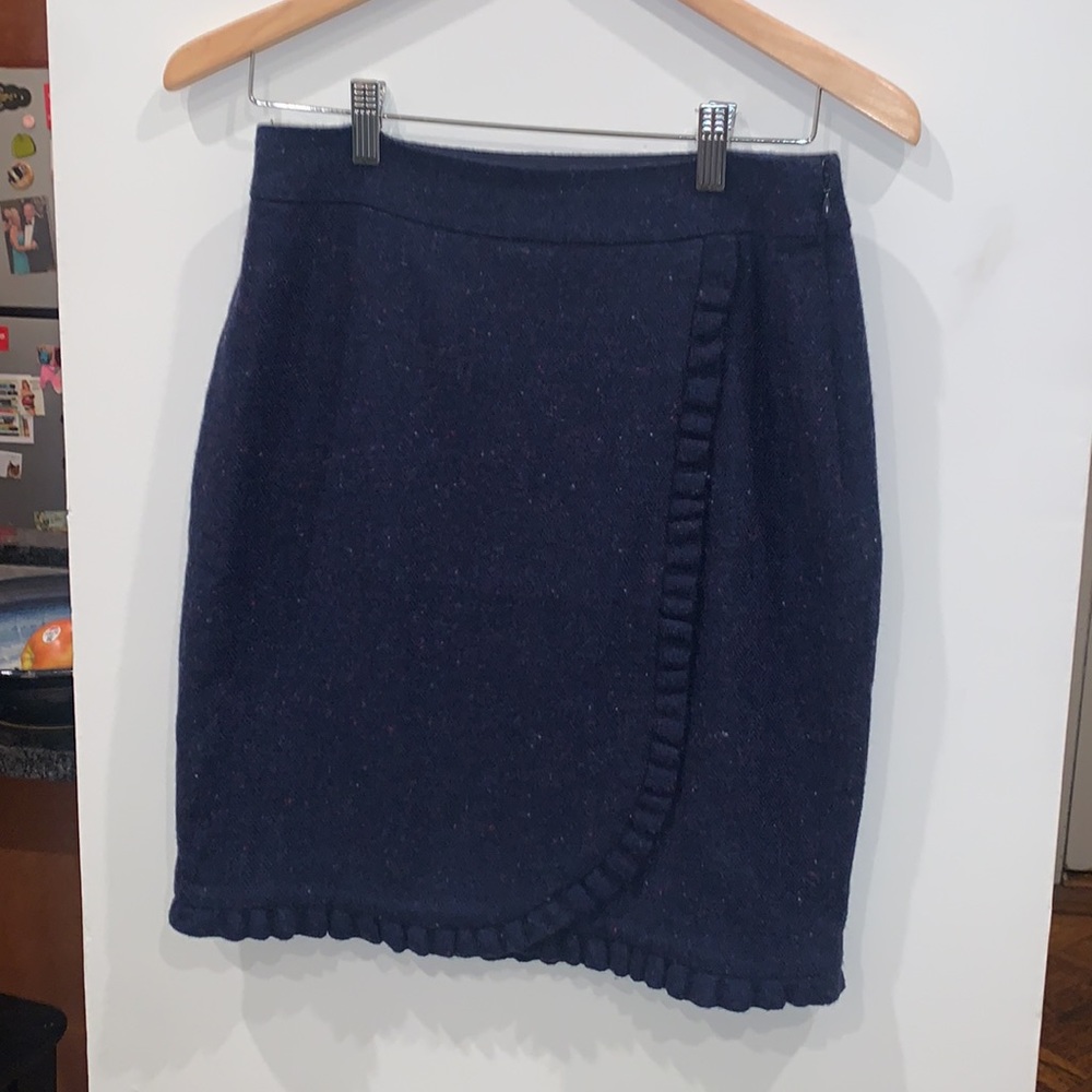 Talbots navy blue ruffle accent wool blend skirt size 4P petite